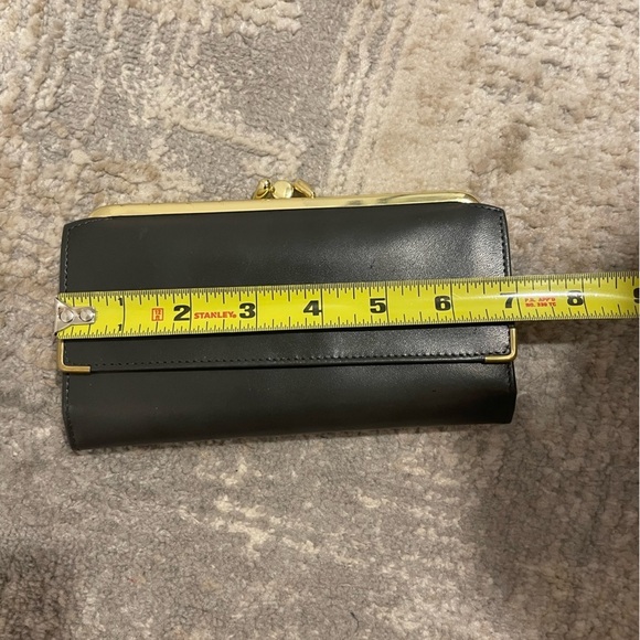 VTG Princess Gardner Cowhide Black Leather Trifold Kiss Lock Wallet Gold Metal - Picture 11 of 11